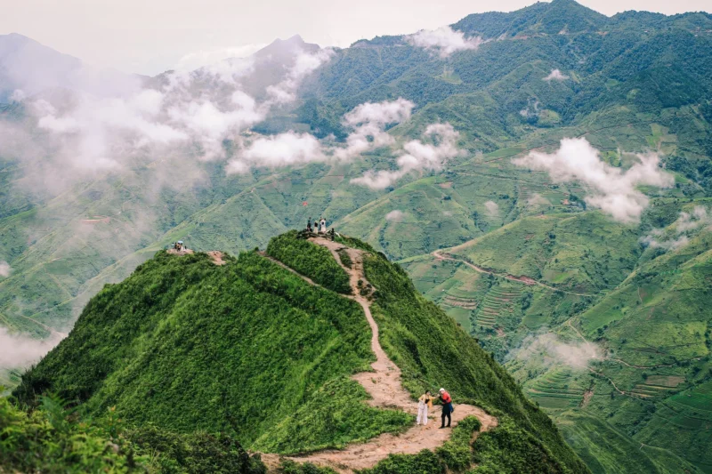 Tour Hà Nội, Hạ Long, Ninh Bình, Mộc Châu, Tà Xùa