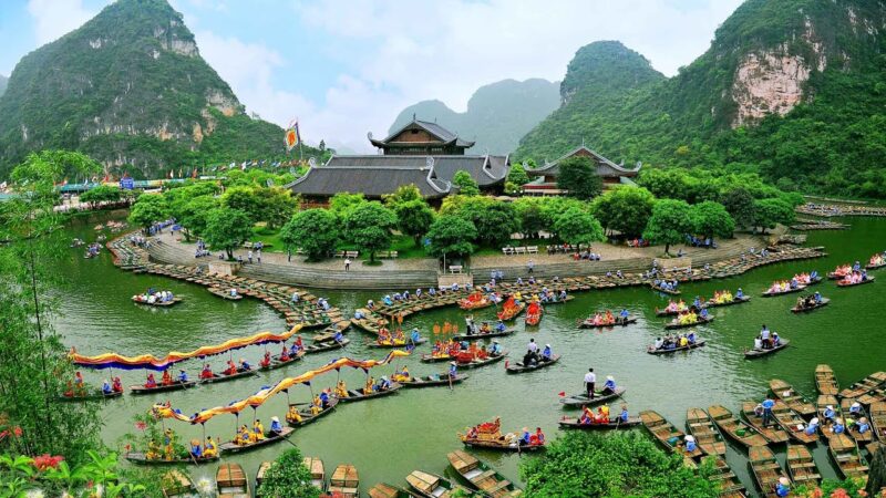 Tour Hà Nội, Ninh Bình, Hạ Long, KDL Yên Tử 4 Ngày 3 Đêm