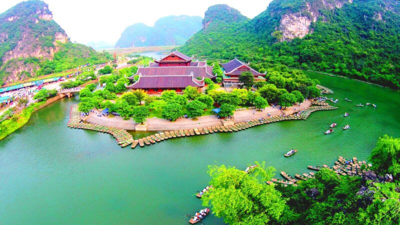 Tour Hà Nội - Ninh Bình - Bái Đính - Tràng An - Hang Múa